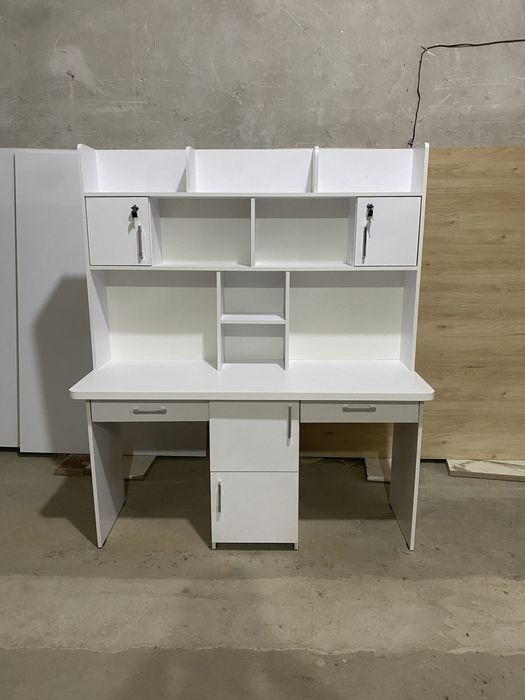 Письменный стол от производителя