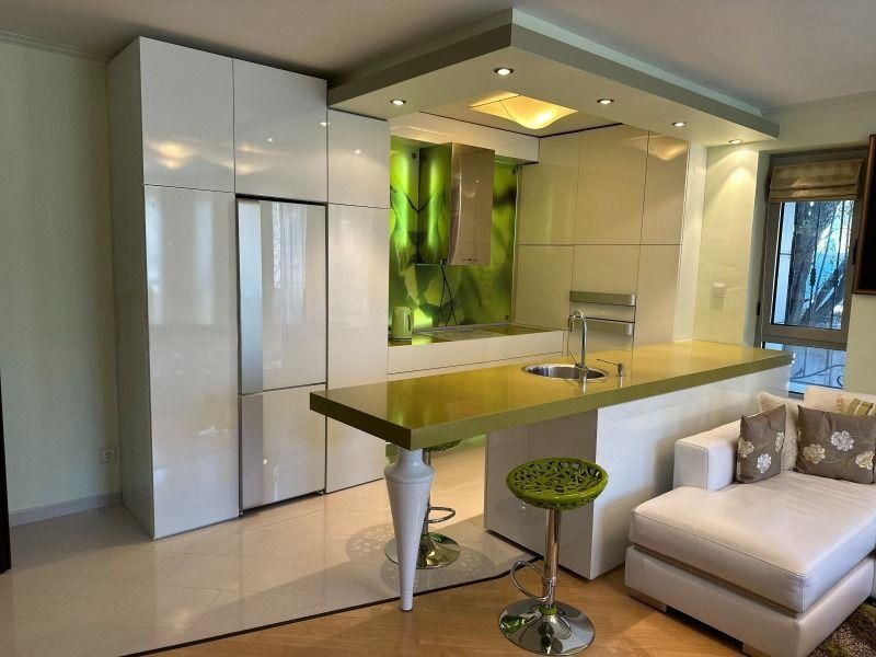 Тристаен апартамент  С ГАРАЖ в ж.к. Бояна.