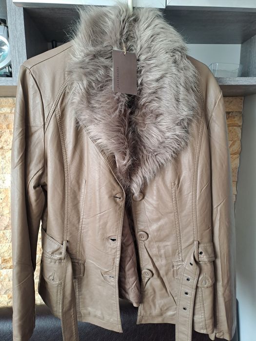 Дамско кожено яке