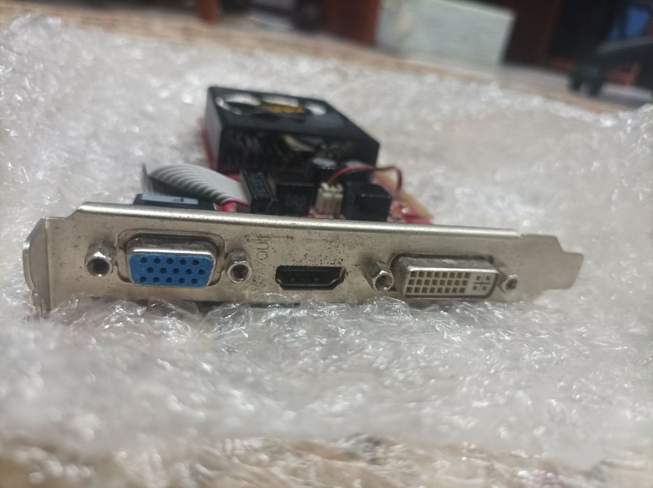 Geforce 210 хороший + блок питание