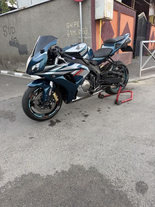 Honda cbr 1000rr