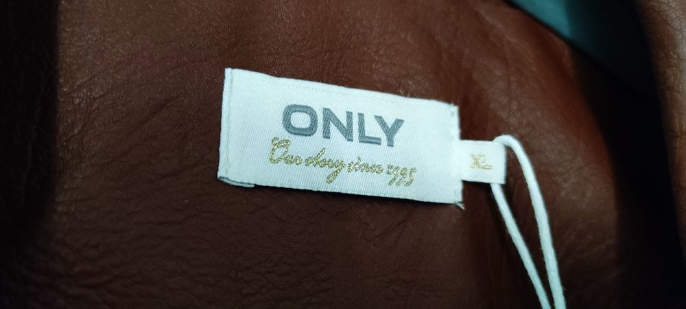 Дамски кожен елек Only