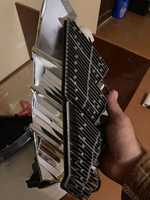 Киа сонет фара рабочие