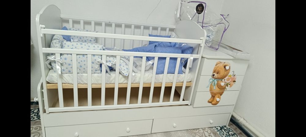 Детский кровать, почти новый