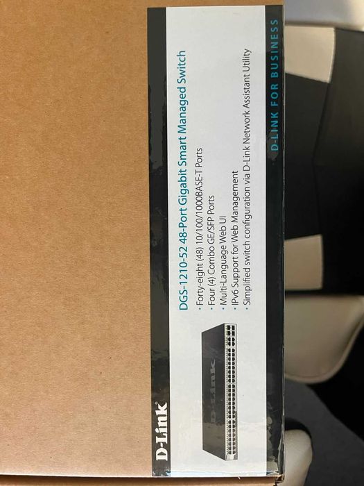 Управляемый коммутатор D-Link DGS-1210-52