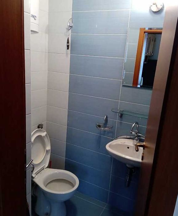 Дава се под наем Тристаен апартамент в Бургас, Център - 100 кв.м за 350 € - Снимка #5