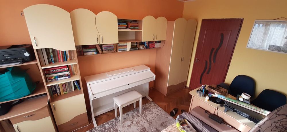 Mobilă copii în două culori