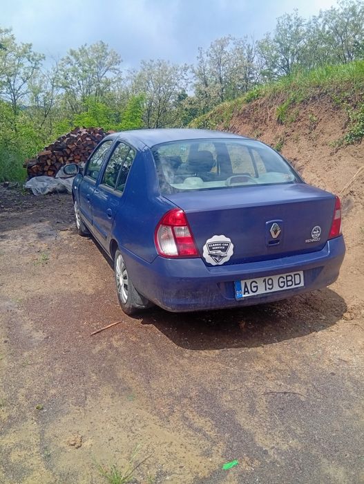 Vând Renault Clio