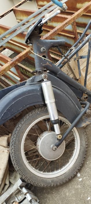 Части за МЗ /ЕТЗ/ЕS/TS/Simsonи други ретро мотори