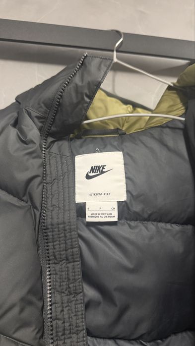 Мъжко зимно яке Nike S размер