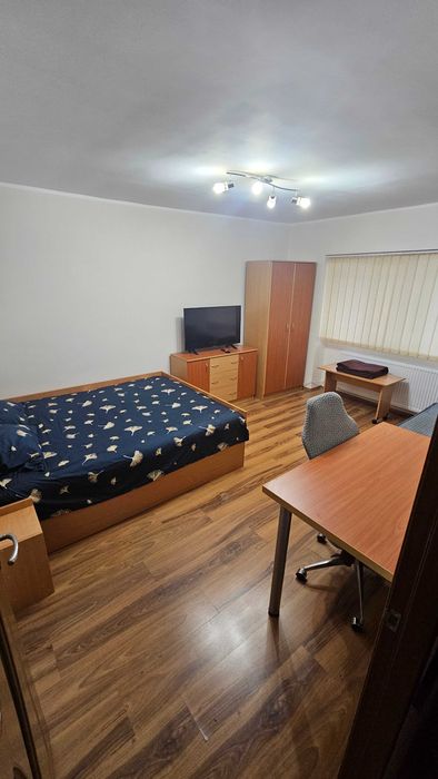 Inchiriez ap. cu 2 camere decomandat, 50 mp, cartier Zorilor (zona Spitalului de recuperare), recent renovat!!!