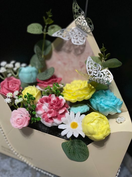 Сапунени цветя, композиции от сапун, букети