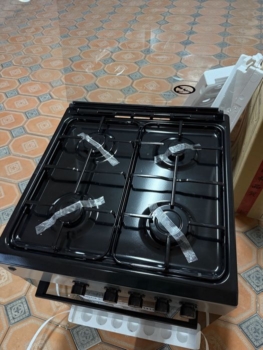 Газ плита Шиваки