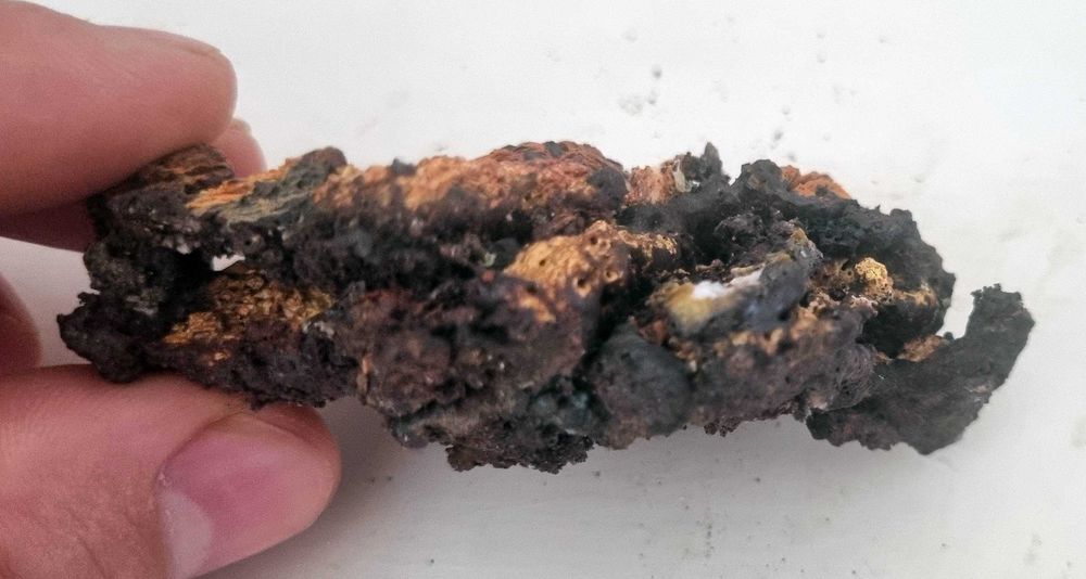 Fragment meteoric siderit 8 cm