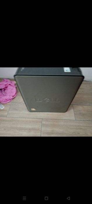 Vând sau schimb unitate Dell și tastatura prin bluetooth