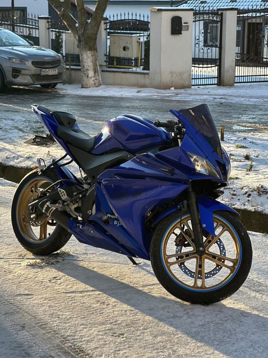 Yamaha yzf r125 2014
