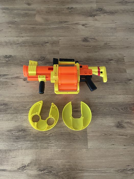 Продавам Фортнайт Нърфове