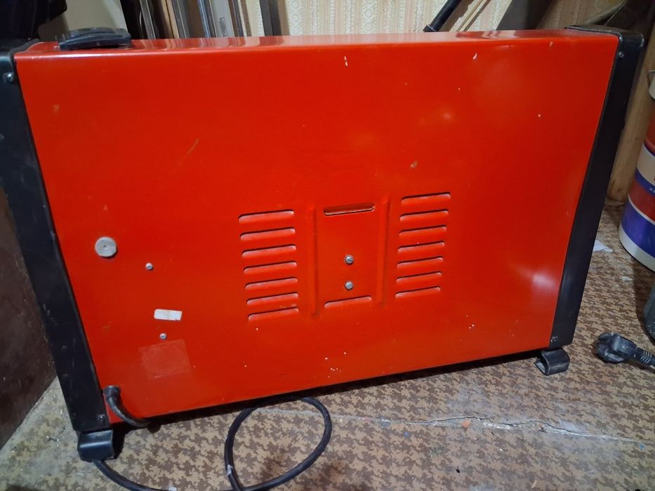 Печка отоплителна