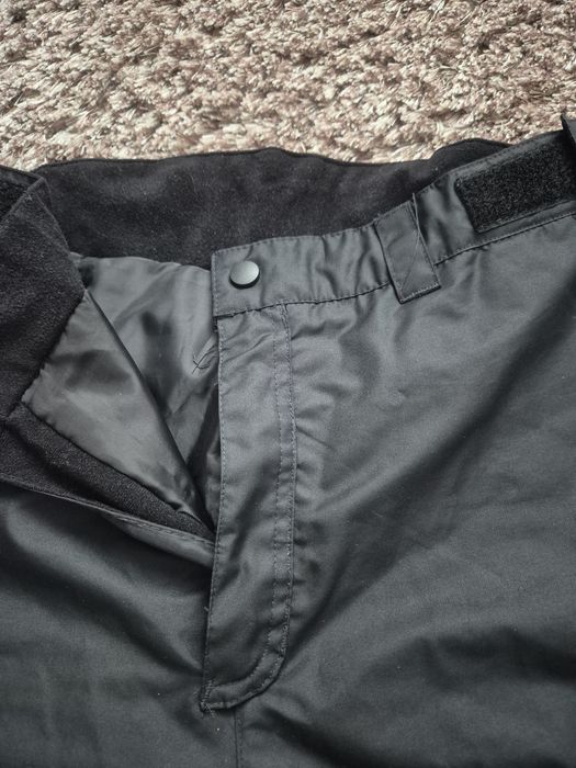 Pantaloni de schi marime 158-164( marime S)