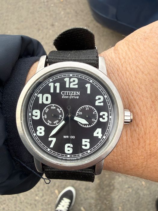 Citizen Avion Eco-Drive Black Leather AO9030-21E