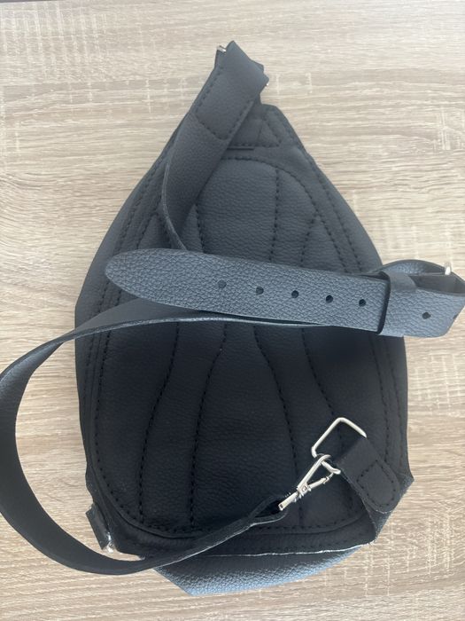 Geanta din piele naturala + un mini buzunar de curea(gratis la cumparare gentii)
