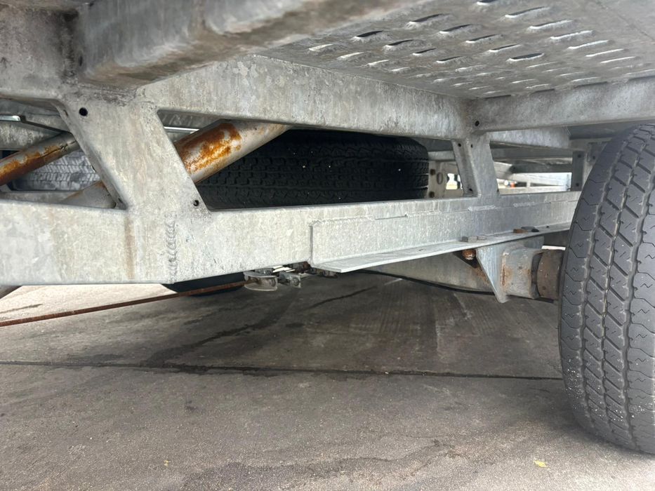 Trailer 2 masini  cu liftanta