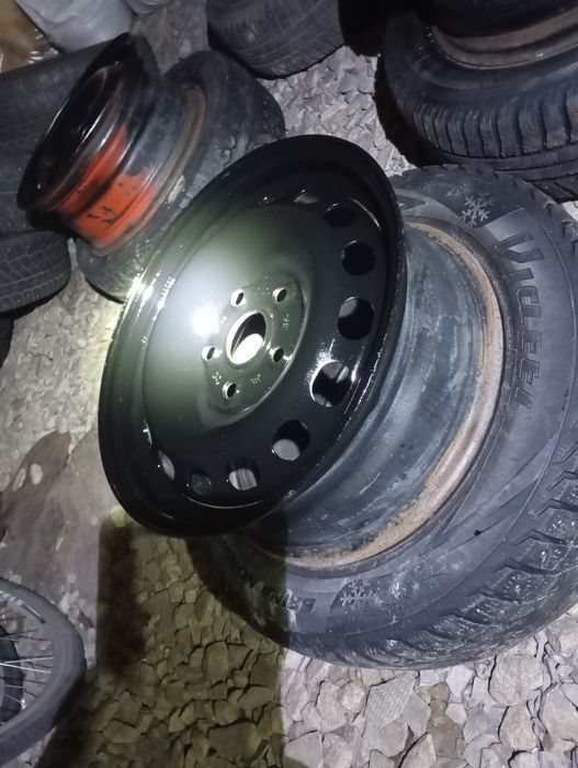 Отдаю комплект диски от Ауди  10тыс
