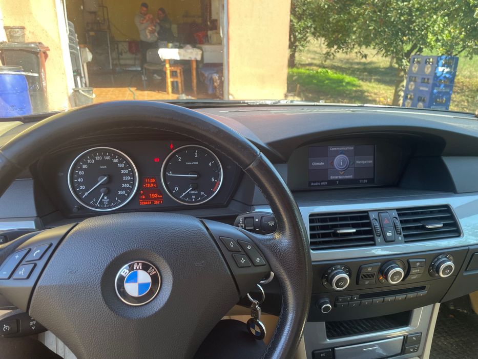 Vând Bmw 520d 2009