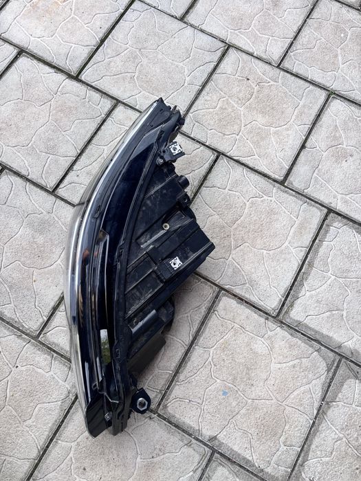 Far dreapta led vw golf 8