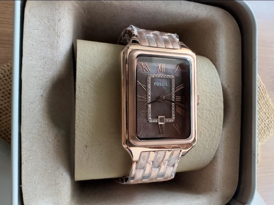 Ceas Fossil nou nouț