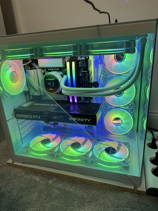 PC Gaming I9-12900K, RTX 5060Ti, 32GB RAM, SSD