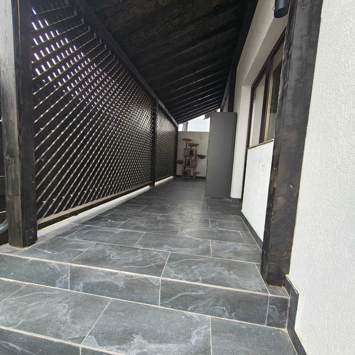 Vila LUX complet MOBILATA si UTILATA cu 4 camere 2 bai cu suprafata de 115mp teren 220mp, situata in zona de la capat CUG - HORPAZ com MIROSLAVA.