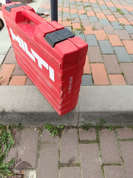 Fierăstrău  sabie Hilti