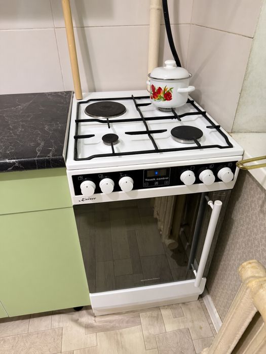 Газ плита + 1 электро