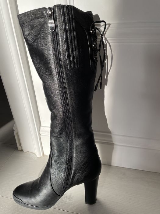 Зимние б/у женские сапоги