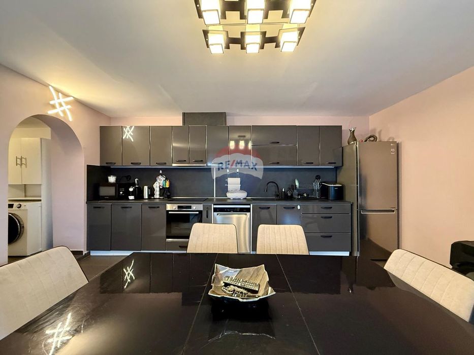 Продава се Къща в Балчик - 104 кв.м за 2404 €/кв.м - Снимка #2