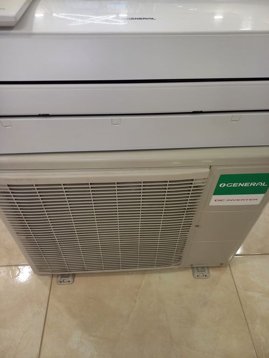 Продавам климатик General  12ска
