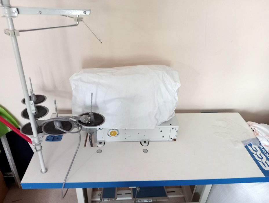 Tikuv mashinasi rashma