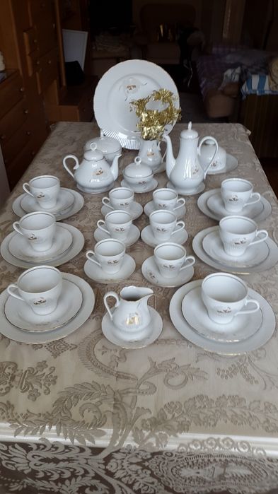 Продам чайный-кофейный сервиз