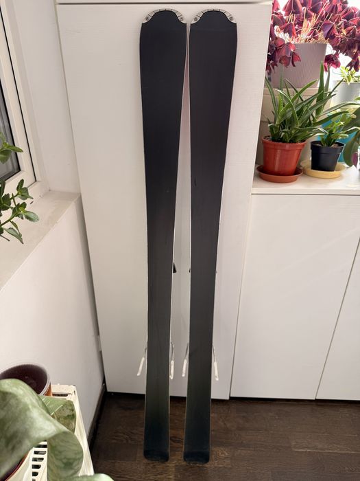 Schiuri damă Atomic Affinity Pure 148 cm + legături + bețe