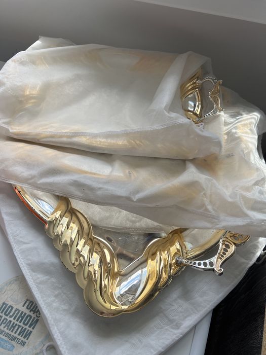 Продам поднос, в клмплекте 3 шт