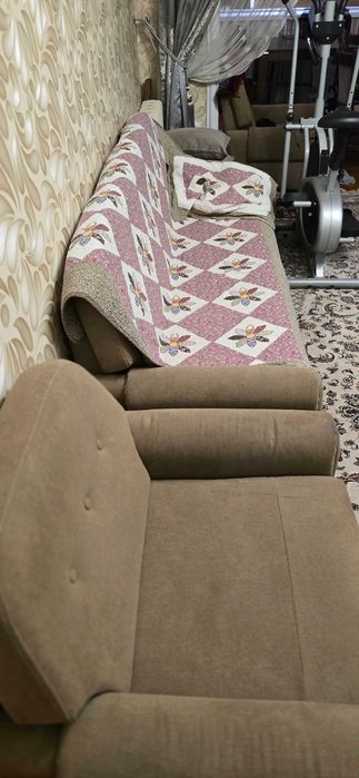 Продается набор мягкой мебели