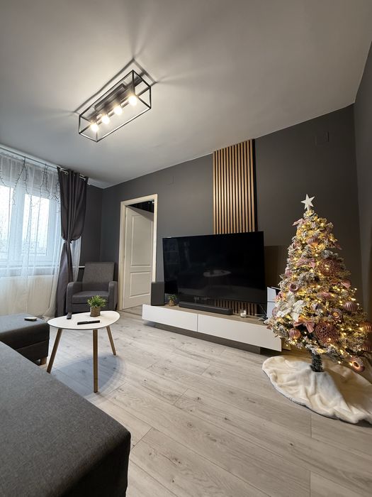 Vand Apartament cu 2 Camere Tomis Nord+Loc de parcare