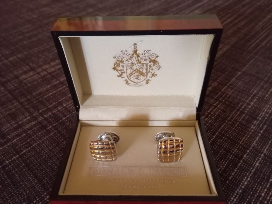 Запонки для рубашки DONALD J. TPUMP