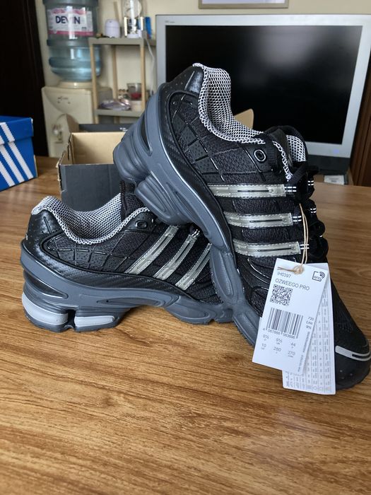 Оригинални унисекс маратонки Adidas Ozweego Pro