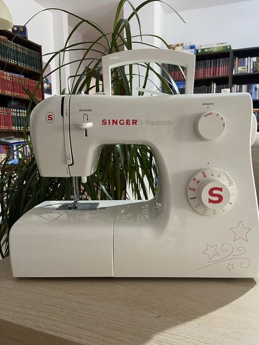 Masina de cusut Singer Tradition 2250