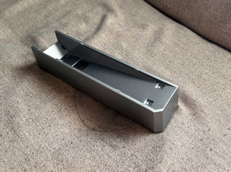 Suport vertical original pentru consola Nintendo Wii model RVL-017