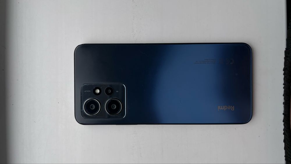 Продам смартфон в отличном рабочем состоянии Redmi note 12