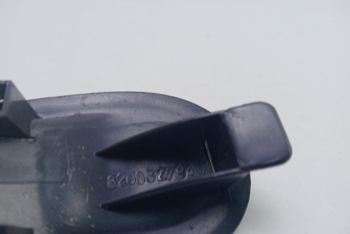 Buton comanda geam  dreapta   8200327947 Renault Laguna a 2-a generat