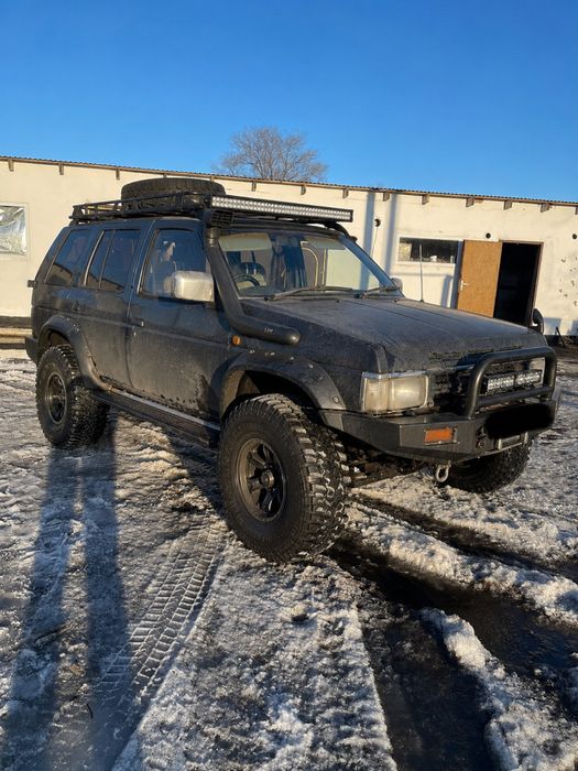 Nissan Terrano ,